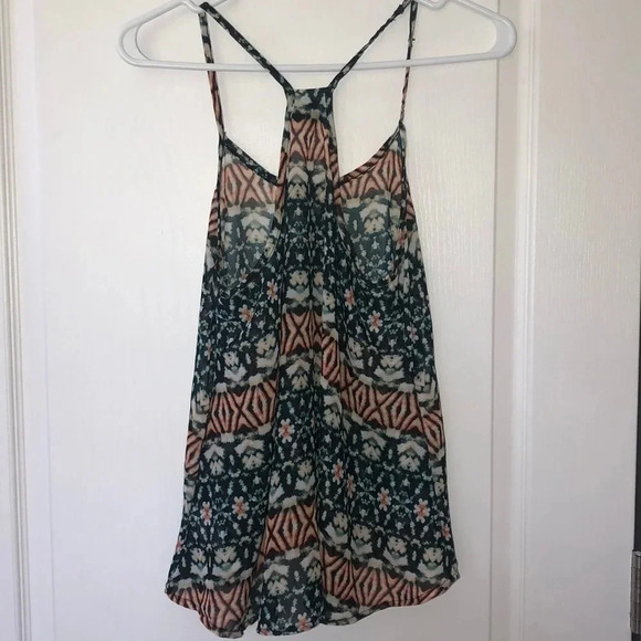 Sheer Tank - Picture 2 of 4